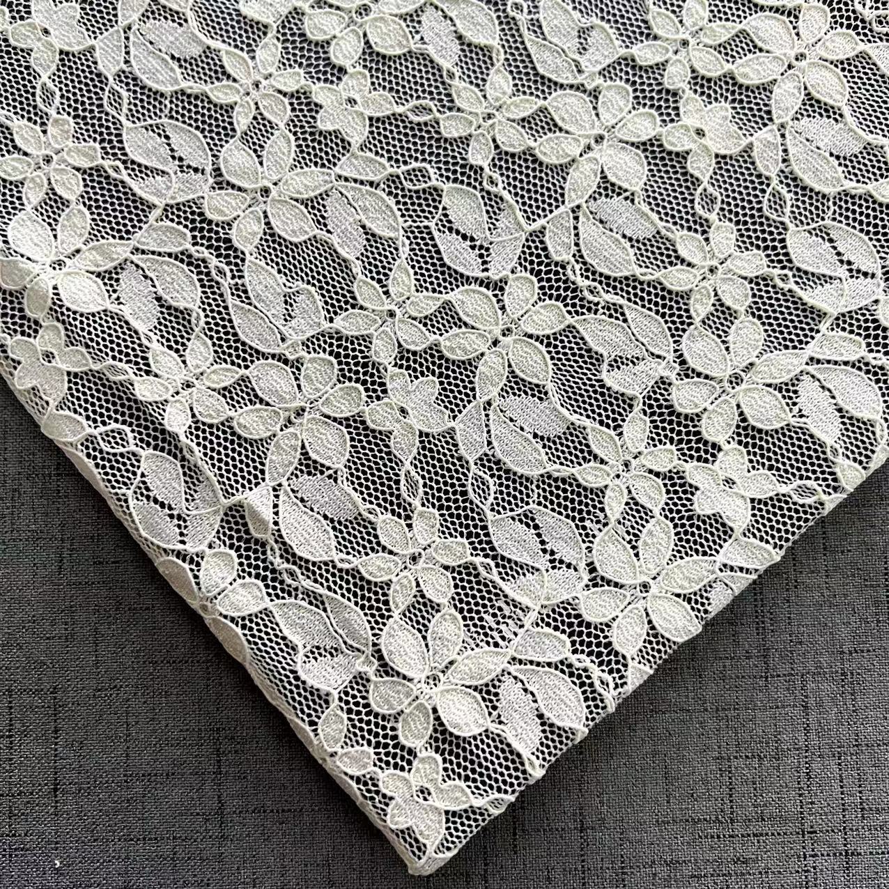 С˿  ͯװ˿ ˱ߵ˿ С