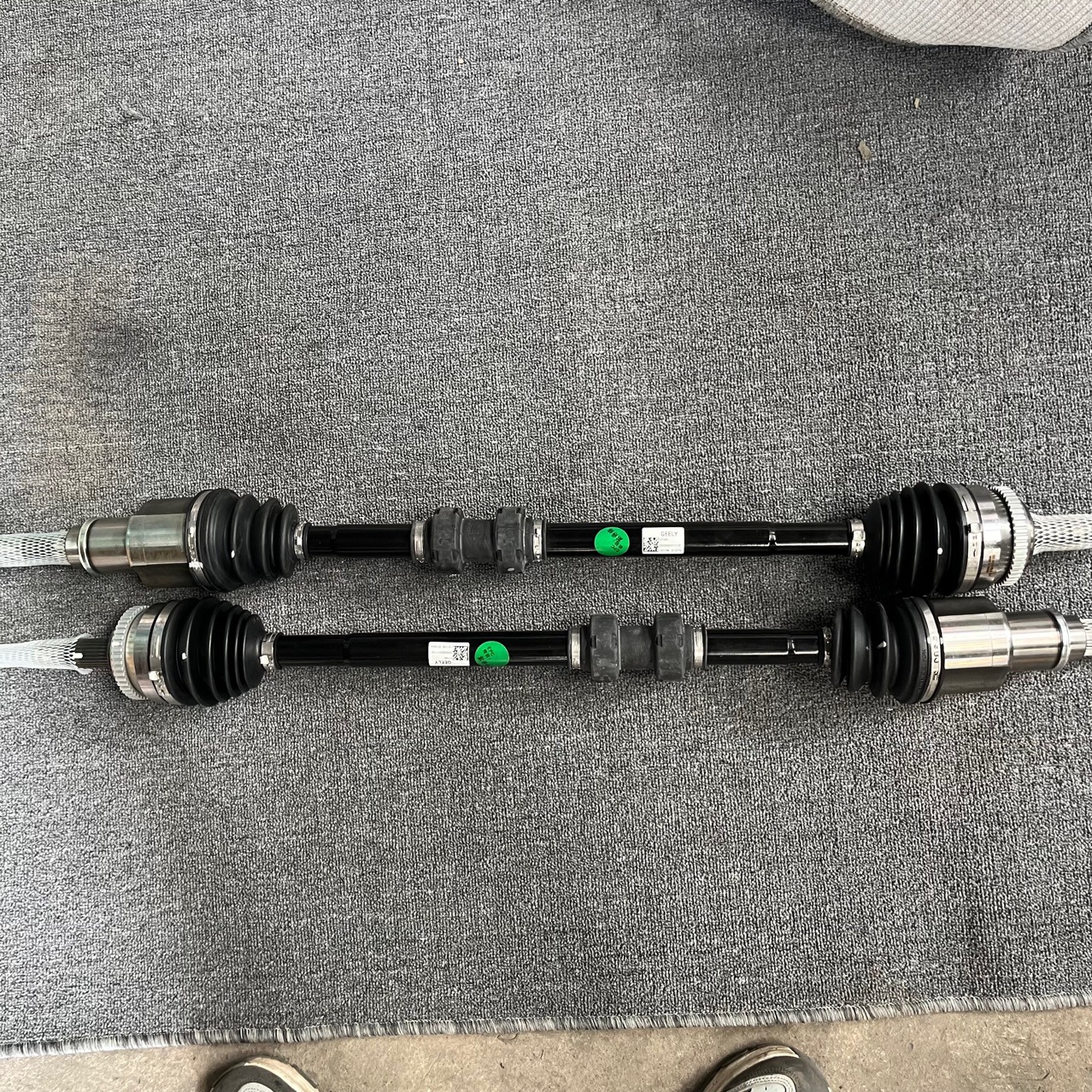 Geely Emgrand Gs/Gl Half-Shaft Assembly Driveshaft Left and Right Drive Shaft Assembly Original Factory Original Cross-Border Hot Sale