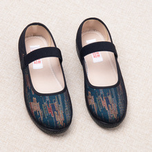 2025年春季新款老北京布鞋女春秋单鞋舒适软底中老年不累脚奶奶鞋