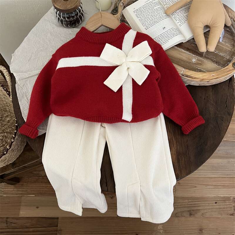 Demi-season sweater