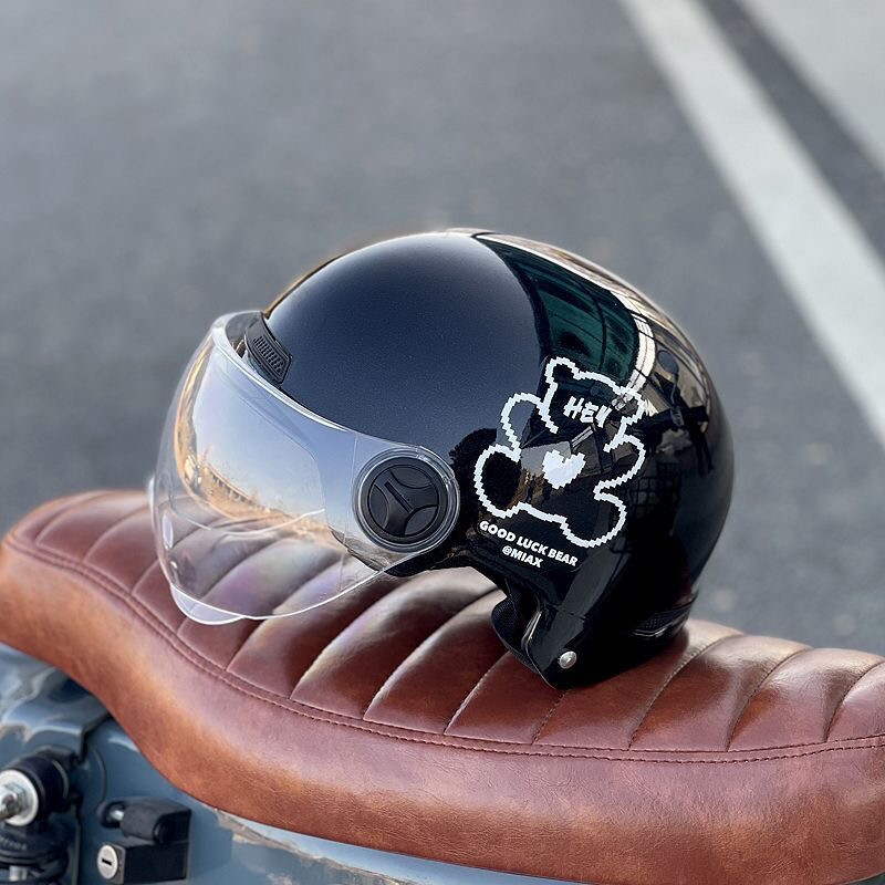 New certified electric vehicle helmet for men and women, new model for all seasons, sun protection, cute, universal half helmet, motorcycle safety helmet