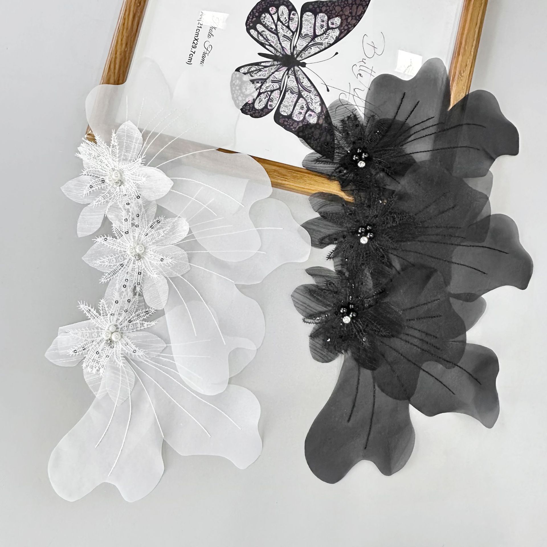 Multicapa estereoscópica ergena accesorios de flores hechos a mano pegado vestido camisa decoración de tela de malla flor explosión