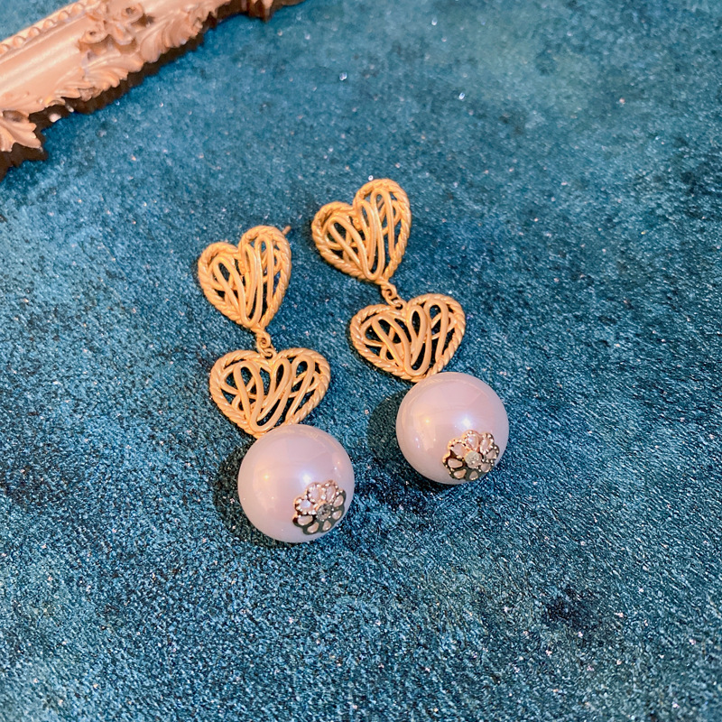 1 Pair Quantity Daily Occasion Imitation Pearl, Copper Material 1 Pair Elegant Round Heart Shape Flower Inlay Imitation Pearl Copper Rhinestones Earrings