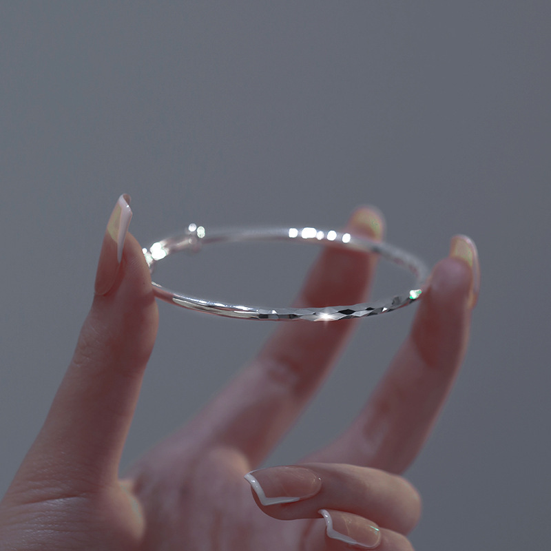 Cut plain bracelet 2022 new light luxury ins niche design exquisite ancient style high sense jewelry adjustable