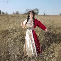 新款藏族服饰女藏袍西藏旅游少数民族写真藏式演出服装洋气