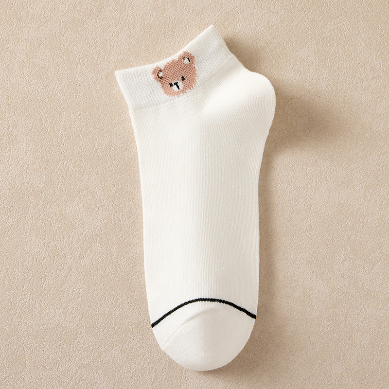 Zhuangyan calcetines al por mayor nuevo otoño blanco y negro versátil sin hueso calcetines de barco osos calcetines de alto valor de calcetines de mujer estrictamente seleccionados