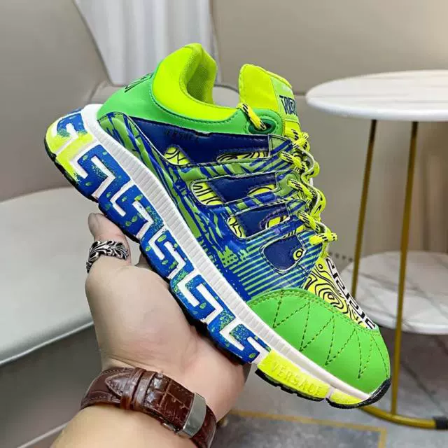 Европейская модная обувь для пар летом