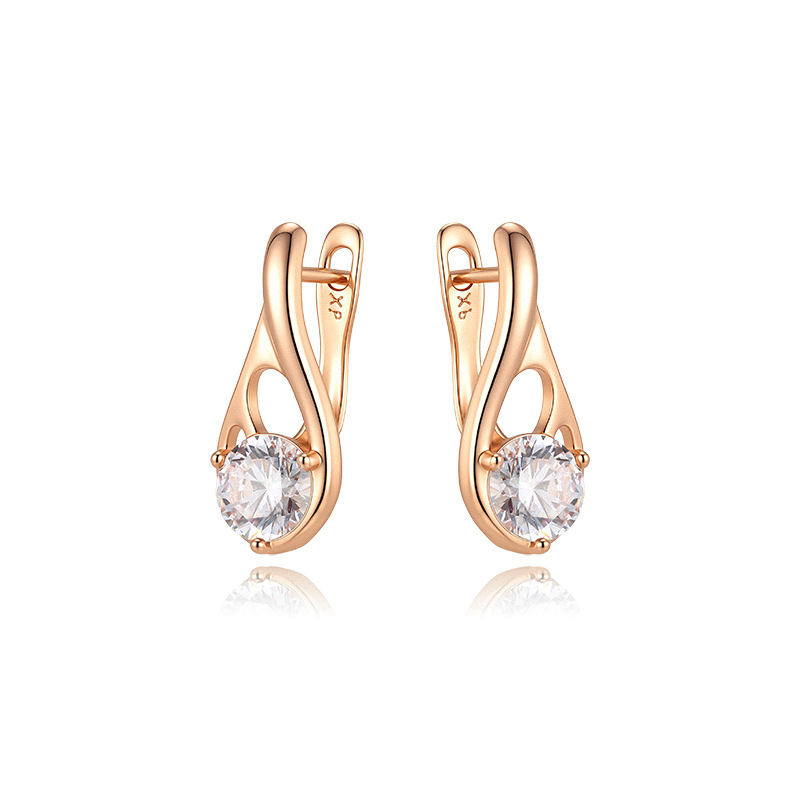 Xuping Russia en forma de D hebilla de oreja cobre chapado en oro moda exquisitos pendientes de circón ligero lujo de alta calidad pendientes mujeres