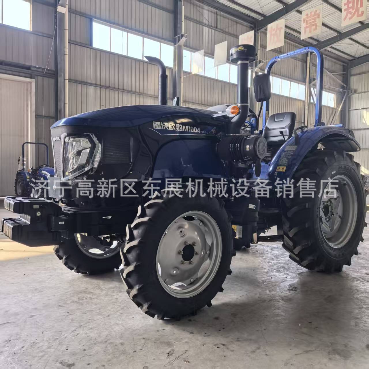 出口四轮农用拖拉机多用途旋耕犁地机 雷沃100马力多缸四驱拖拉机