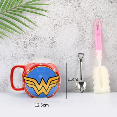 Cerámica transfronteriza Marvel Cup Iron Man con cubierta con cuchara taza Deadpool Thanos taza de agua tendencia de personalidad