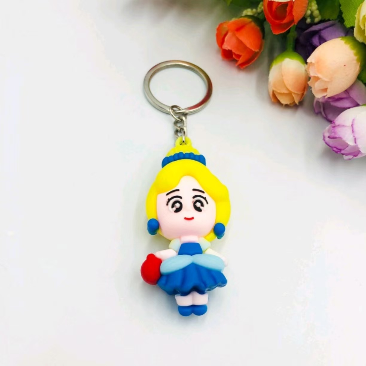 Nuevos dibujos animados versión Q encantadora Blancanieves llavero colgante mochila colgante juguetes para niños regalos de jardín de infantes