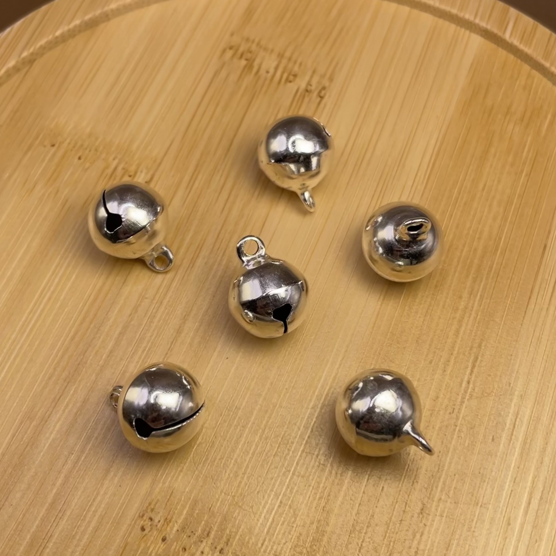 厂家直销镀镍色金属金色银色铃铛圣诞宠物工艺品diy饰品配件批发