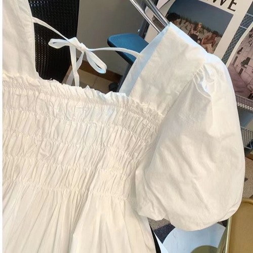 French pleated square collar bubble short-sleeved shirt for women in summer, beautiful Western-style small shirt, waist covering belly, all-match top