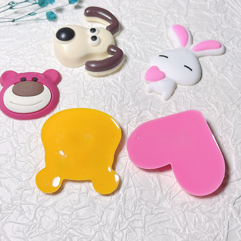 Juego de colores para niños tejido lindo invencible Perro Amor PVC pegamento flexible accesorios de joyería intestino grueso anillo de pelo caja de almacenamiento parche