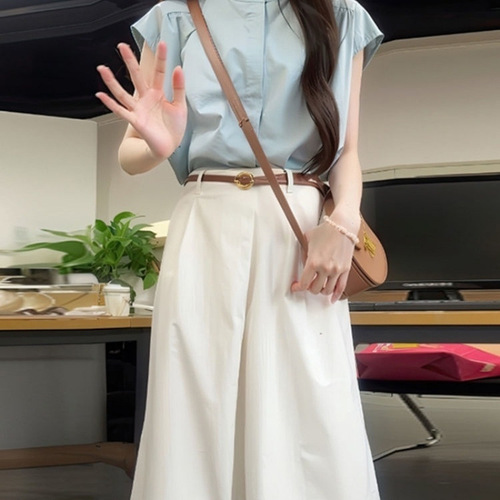 Summer shirt, age-reducing fashion, new temperament blue top, French casual high waist skirt, two-piece set