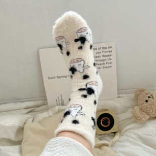 Winter Home Floor Socks with Fleece Lining, Thickened Mink Velvet, Milk Spot Pattern, Mid-Calf Sleep Socks for Women Wholesale