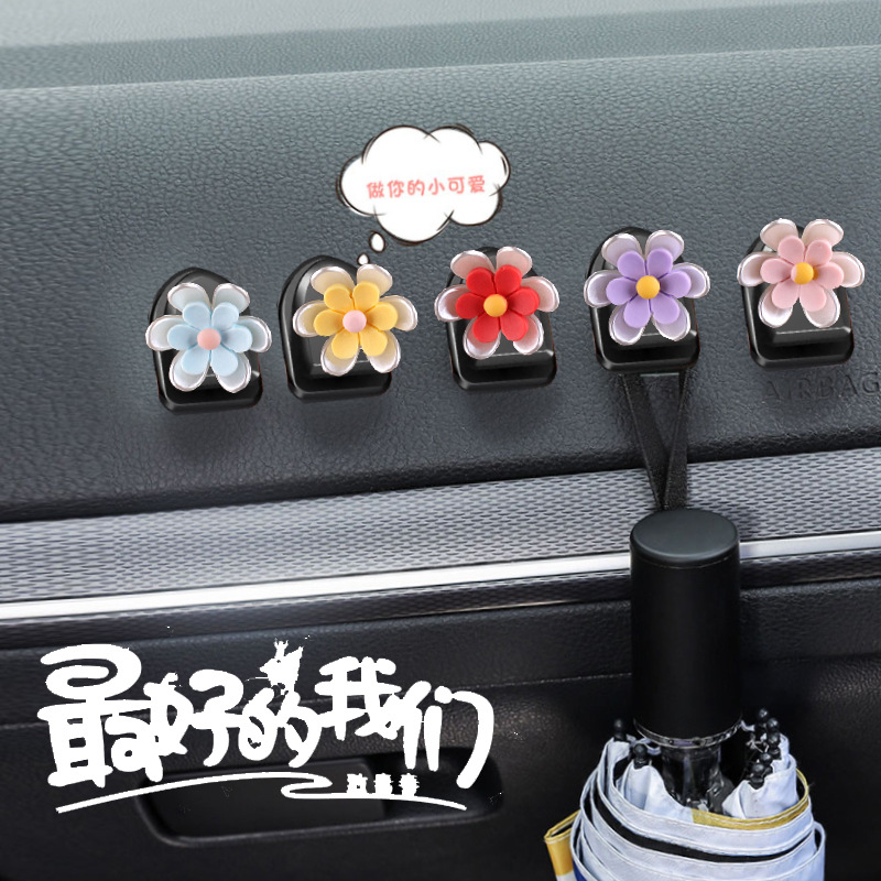 Nuevo producto lindo sacudiendo la cabeza margarita decoración del coche flores frescas decoración del espejo retrovisor de la consola central del coche