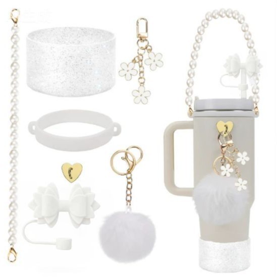 Accesorios de taza Stanley colgante de cuerda de mano flor de silicona gorra de paja de peluche colgante de taza cadena de taza de color cubierta de taza