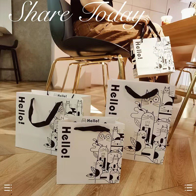 ins卡通可爱礼物包装袋加厚礼品袋 回礼生日送礼手提袋纸袋