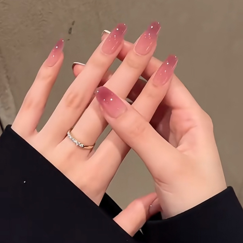 Wear armour high-end feeling autumn blush gradient nail piece cat's eye trembles explosion pure wind fake nails detachable