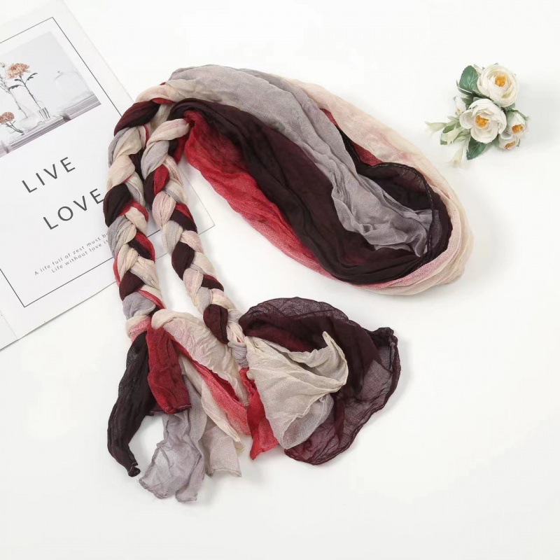 회색 카드 버건디 그라디언트