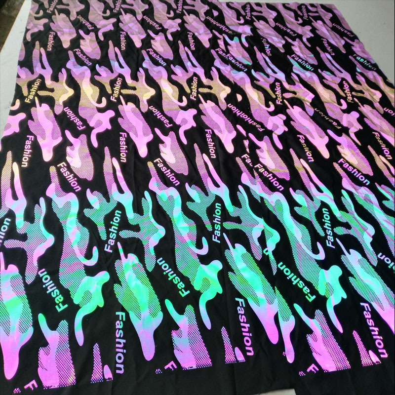瑜珈服用迷彩印花炫彩弹力布七彩反光针织底面料花式图案印花布料