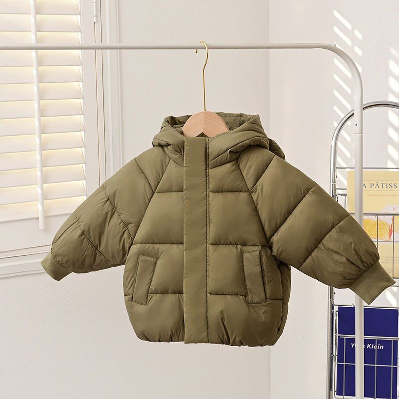 Ropa infantil nueva de 2025, chaqueta corta de plumón gruesa, bonita y elegante para niños y niñas, niños pequeños y bebés, abrigo de invierno.