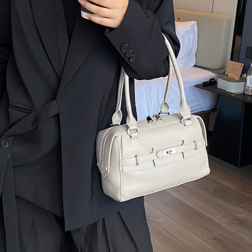 French Style Genuine Leather Underarm Bag For Women - Top Grain Cowhide Natural Tumbled Simple Pillow Bag Fashion Shoulder And Crossbody Bag - Thumbnail 4