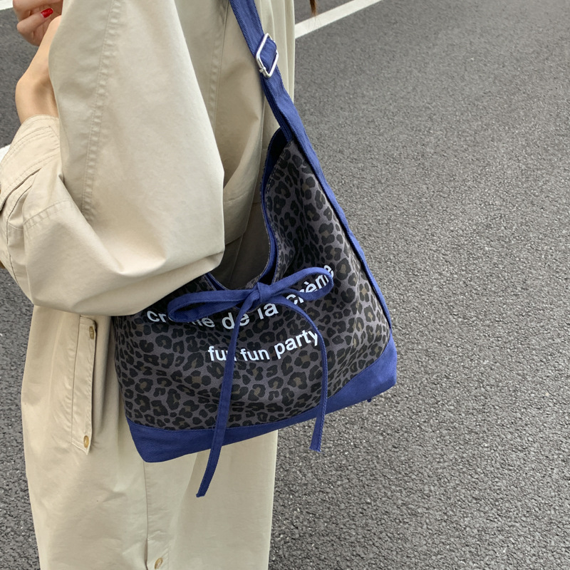 跨境豹纹帆布包大容量手提托特包女2025秋冬新款单肩包通勤腋下包|undefined