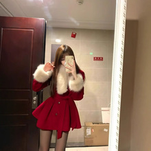 冬季圣诞新年战袍优雅甜美千金毛呢外套高腰短裤子新款女装两件套