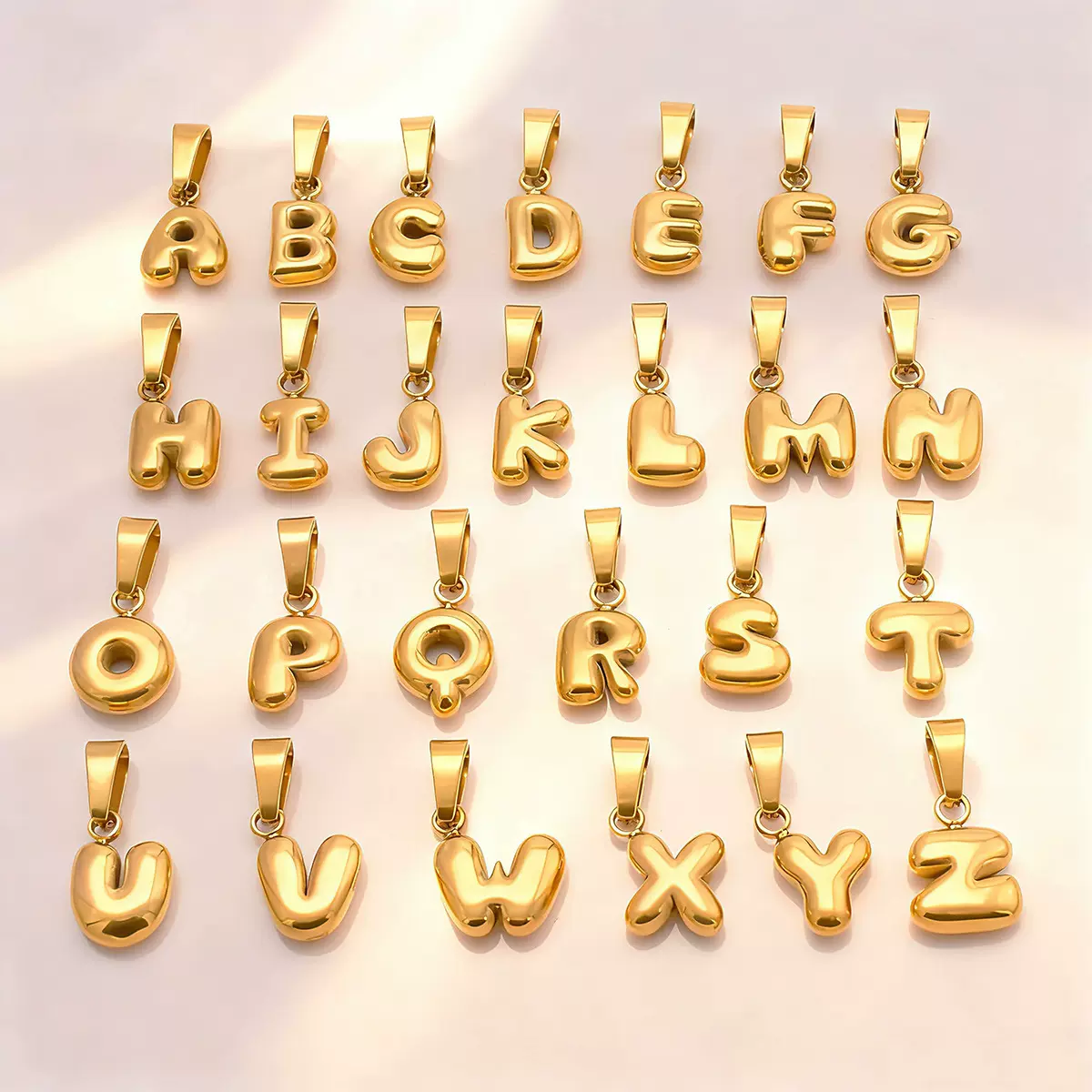 跨境钛钢26个英文字母气泡吊坠diy女饰品欧美不锈钢迷你字母吊坠