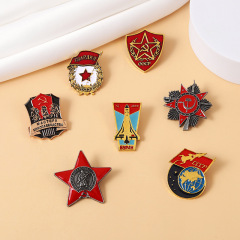 Star-shaped creative Western and European commemorative badge brooch clothing accessory metal badge prop pin Western and European