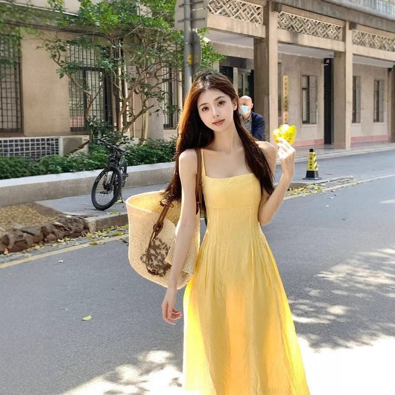 Small suspenders dress women's summer new waist temperament long skirt seaside holiday skirt cross-border wholesale