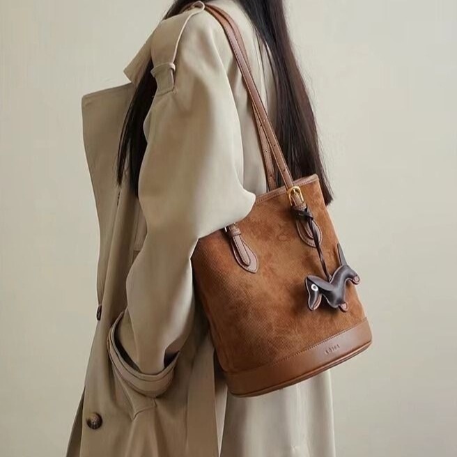 New Fashion Trendy Versatile Retro Corduroy Tote Bag for Women Large Capacity Bag Shoulder Bag Bucket Bag New Fashion Trendy Versatile Retro Corduroy Tote Bag for Women Large Capacity Bag Shoulder Bag Bucket Bag