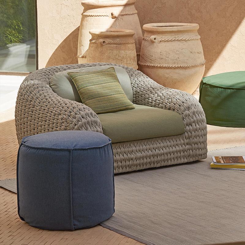 Sofá de ratán al aire libre Sala de estar del hotel Casa de familia al aire libre Villa Patio al aire libre Impermeable Protector solar Ocio Muebles de silla de mimbre