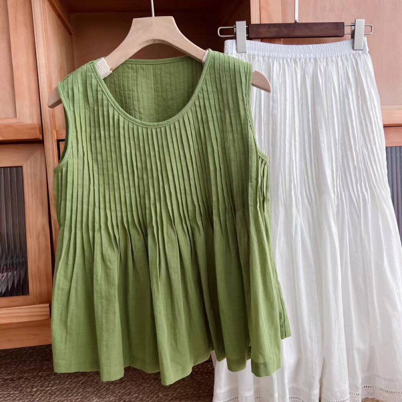 Super Heavy-Duty Craftsmanship! Fully Handcrafted Avocado Green Sleeveless Short Vest Made of Cotton and Linen Blend, Versatile Top for Women Super Heavy-Duty Craftsmanship! Fully Handcrafted Avocado Green Sleeveless Short Vest Made of Cotton and Linen Blend, Versatile Top for Women