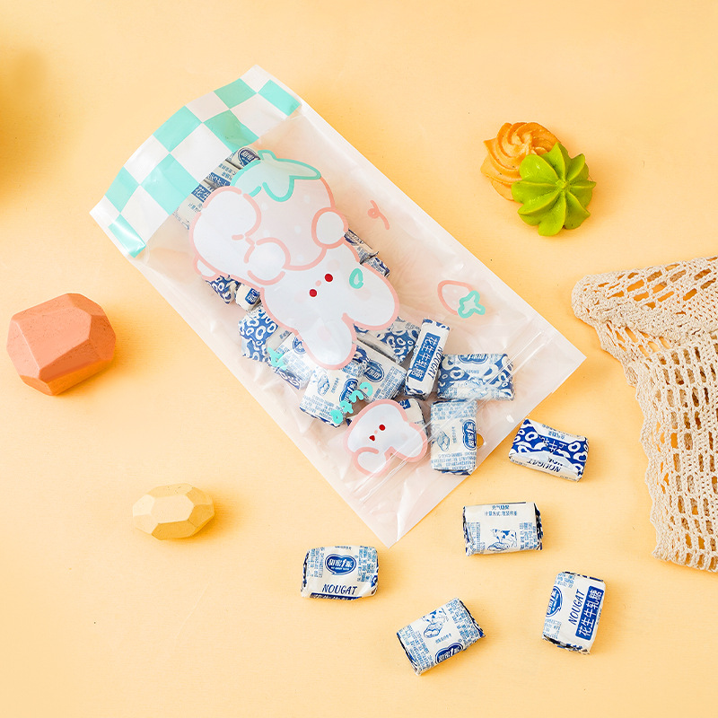 Cartoon Snowflake Crisp Cookie Packaging Bags, Button Cookies, Self-Standing Bags for Candies and Caramels, Toffee, and Coffee Candies with Zip-Seal Features