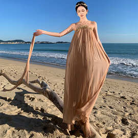 法式别致惊艳绝美连衣裙夏高级感海边度假沙滩裙