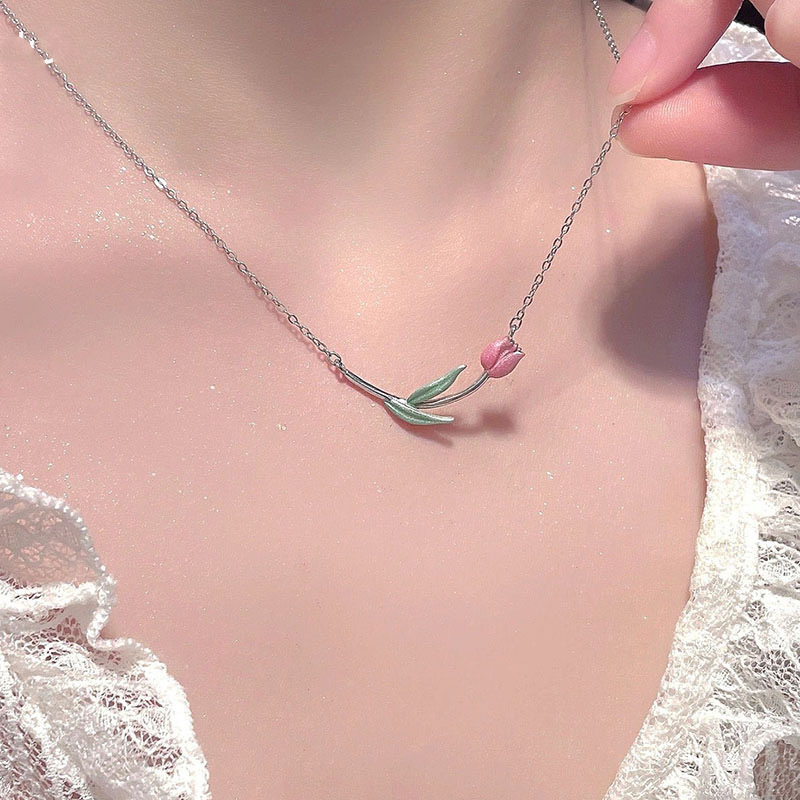 Women's Gender Plating Design Copper Sweet Flower Plating Pendant Necklace
