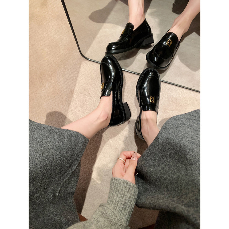 高级感牛皮版~葡萄妈同款金色方扣英伦风圆头粗跟乐福鞋女小皮鞋|undefined
