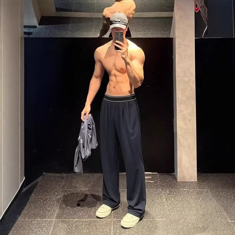 Black Ice Silk Quick-Dry Fitness Pants for Men, Summer Thin Drapey Ice Silk Pants, American-Style Sports Straight-Leg Casual Pants Black Ice Silk Quick-Dry Fitness Pants for Men, Summer Thin Drapey Ice Silk Pants, American-Style Sports Straight-Leg Casual Pants