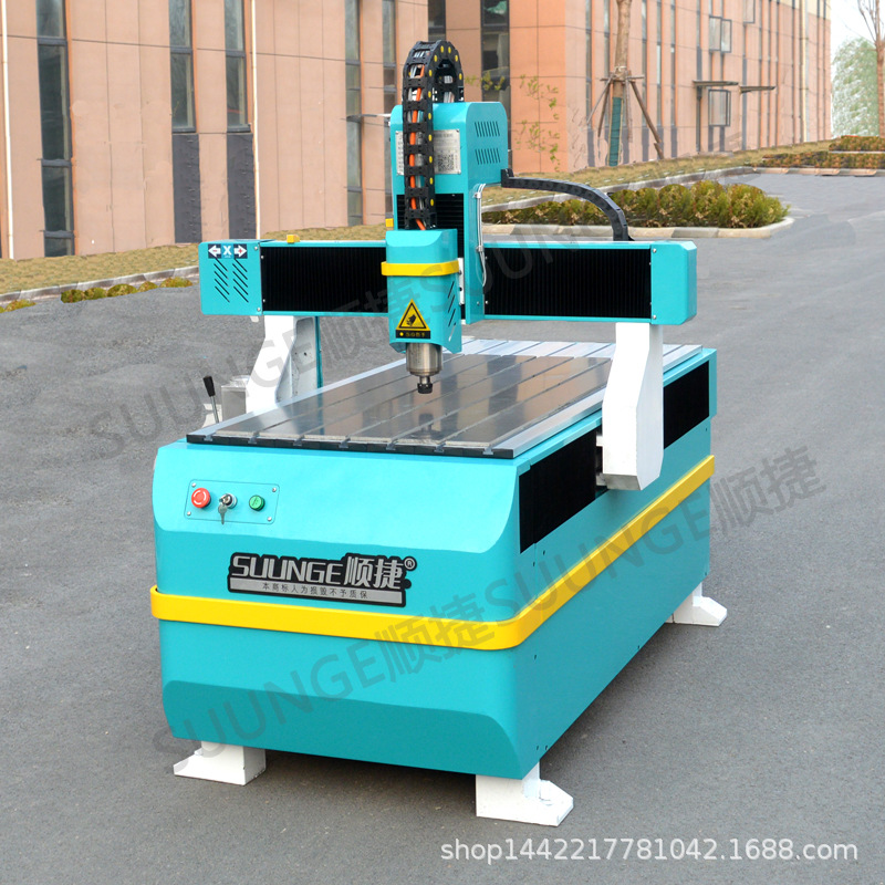 Máquina de grabado pequeña automática CNC carpintería publicitaria piedra de alta precisión plano estereoscópico molde de metal máquina de marcado