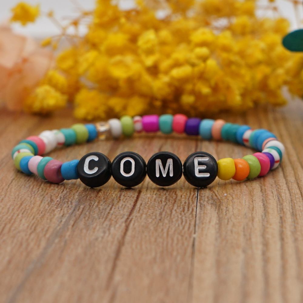 Bohemian Glass Colored Millet Beads Letter Beaded Small Bracelet display picture 2