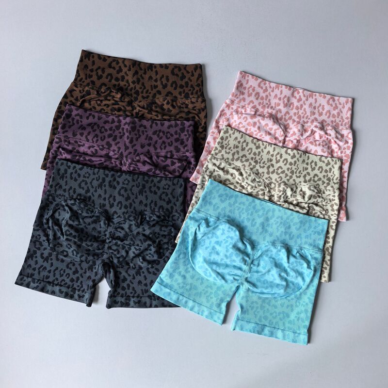 Cross-border high-waisted leopard print yoga shorts, butt-lifting and tummy-tightening women's seamless printed three-quarter sports running fitness shorts for summer