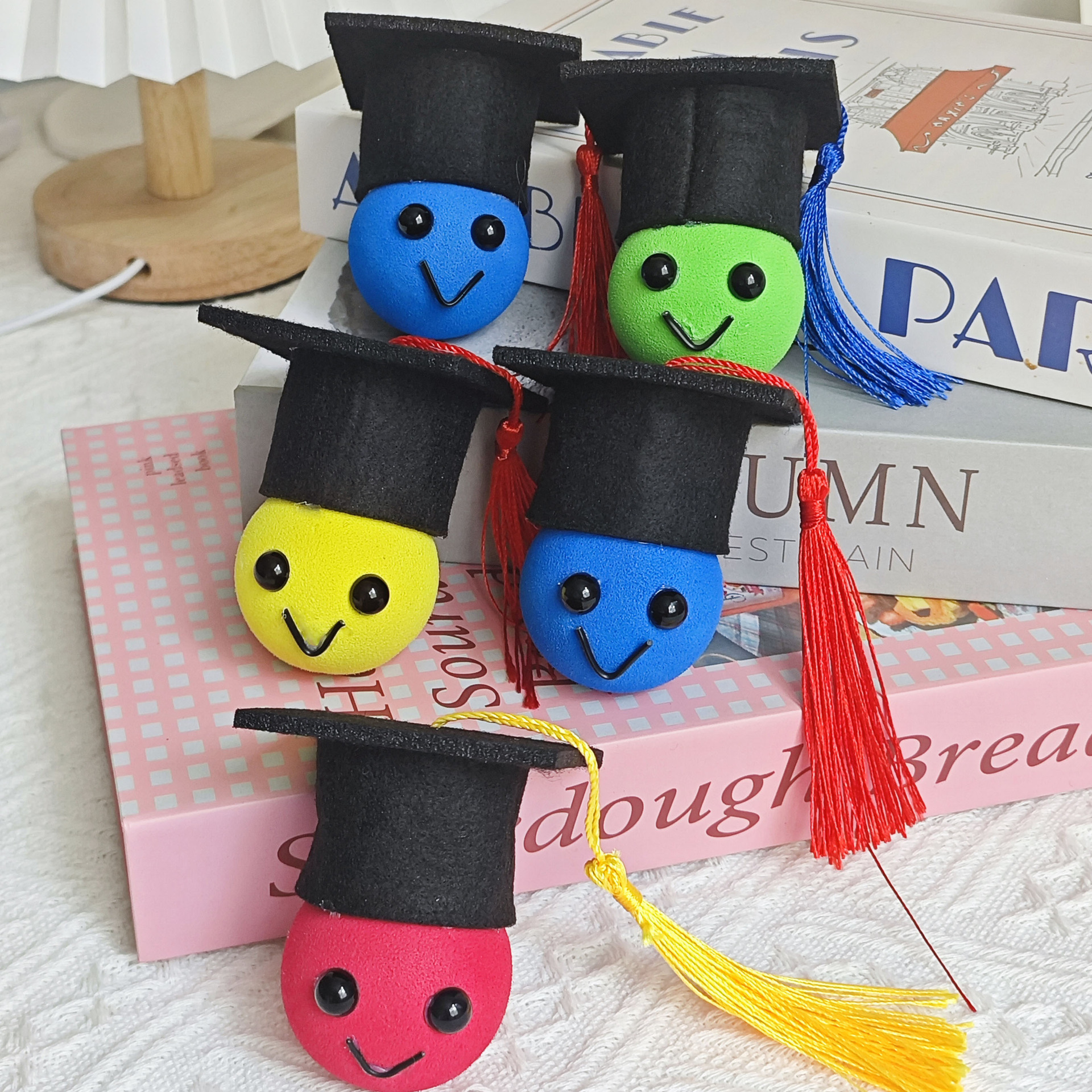 迷你小博士帽毕业季花礼乒乓菊表情笑脸diy材料可爱礼物卡通花束