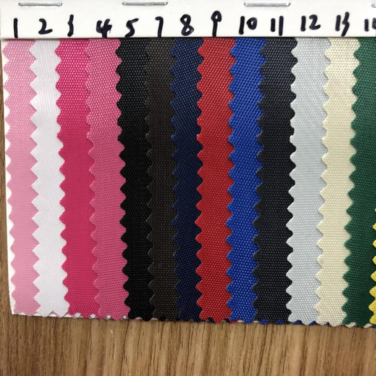 现货420D涤纶PVC箱包布桌布手袋帐篷牛津布面料批发