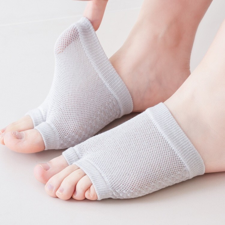 Half-Palm Socks Women's Summer Thin Mesh Sweat-Absorbing Breathable Half-Section Flip-Flops Two-Finger Sandals with Two Toes Invisible Socks Cover Half-Palm Socks Women's Summer Thin Mesh Sweat-Absorbing Breathable Half-Section Flip-Flops Two-Finger Sandals with Two Toes Invisible Socks Cover