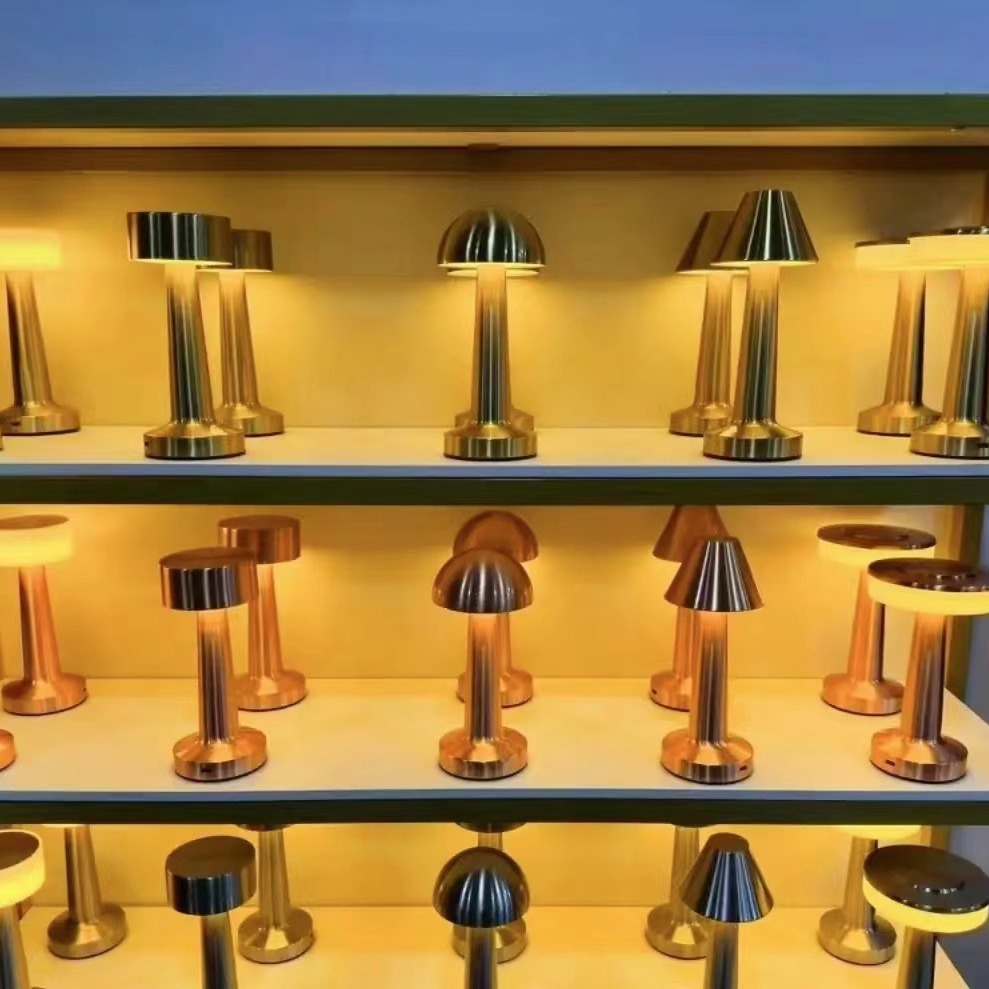 Lámpara de escritorio LED retro táctil, recargable por USB, ideal para dormitorio, comedor o bar