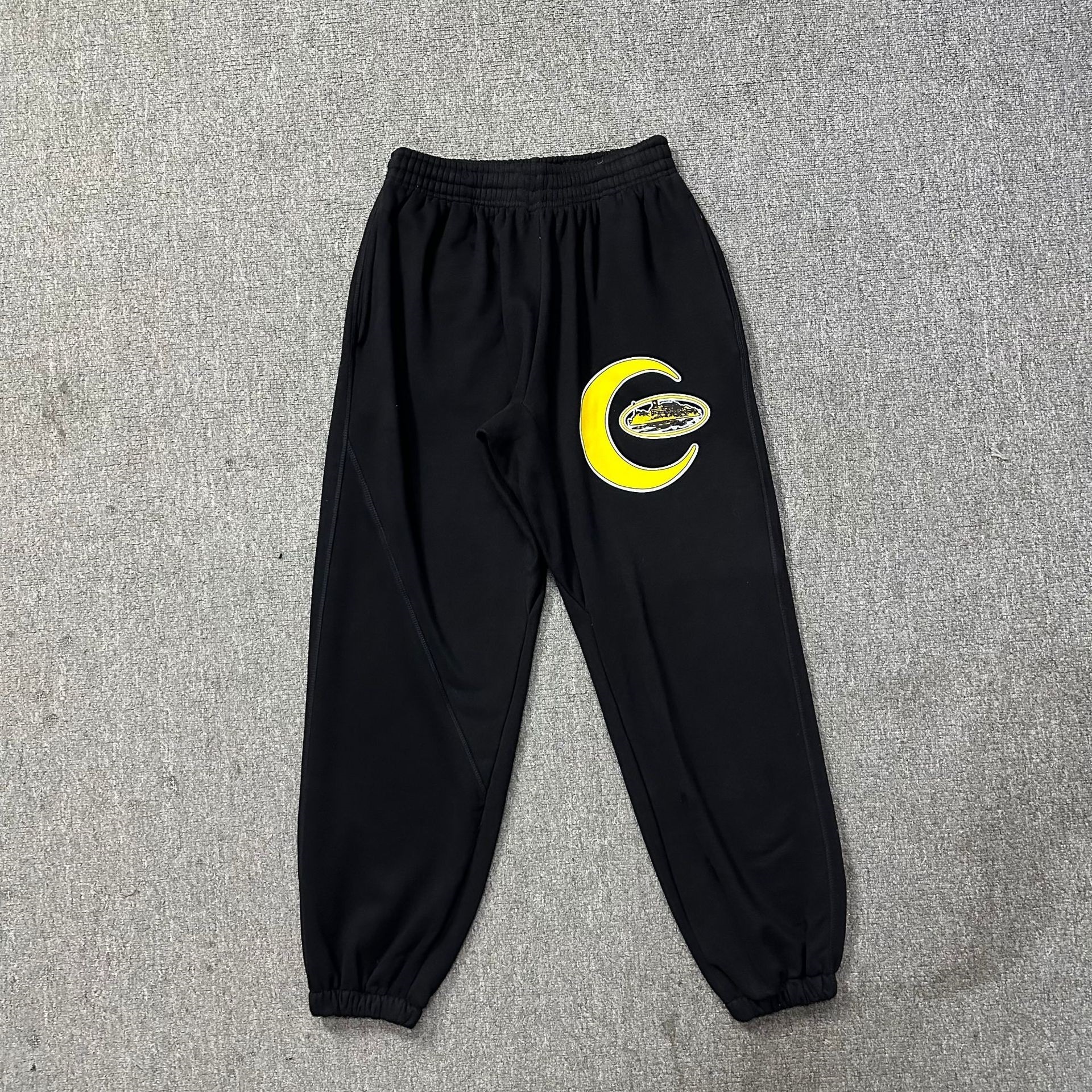 Corteiz Classic Series Barco con logo pantalones cortos INS tendencia hip-hop skate casual pantalones de cinco puntos para hombres y mujeres