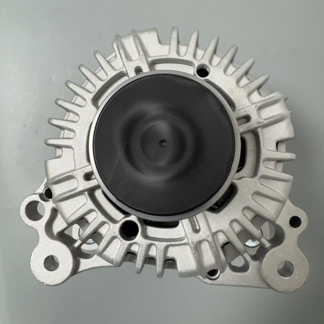 Factory Direct Sales Car Alternator Suitable for Volkswagen 0124525091 0124525092 0124525525